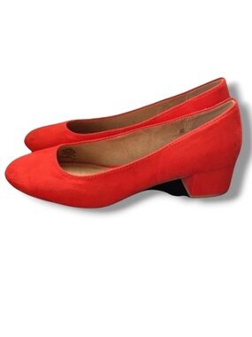 Old Navy Women’s Faux Suede Round Toe Bright Red Heels Shoes
